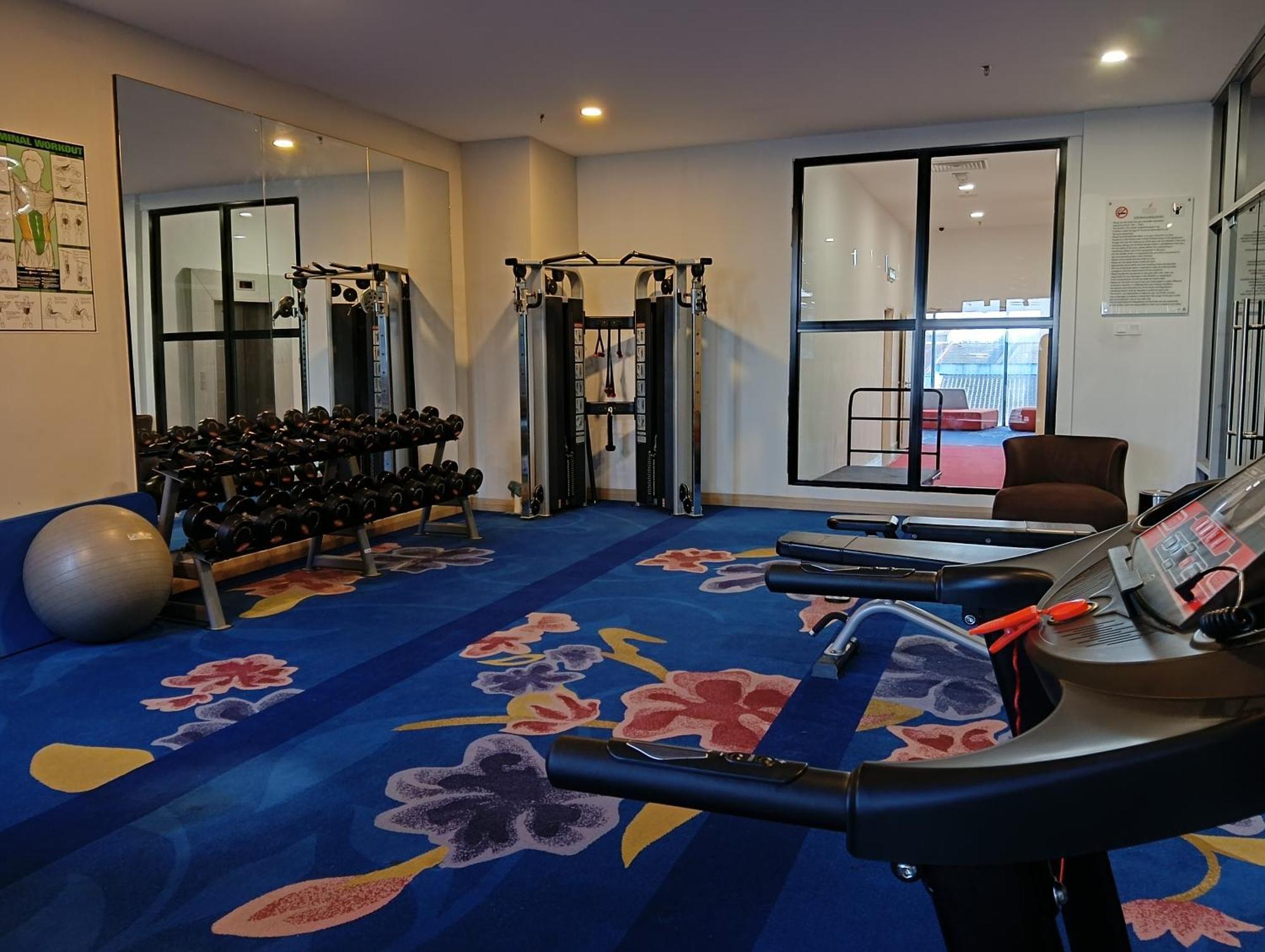 The Straits Suites By Ciconia Malacca エクステリア 写真