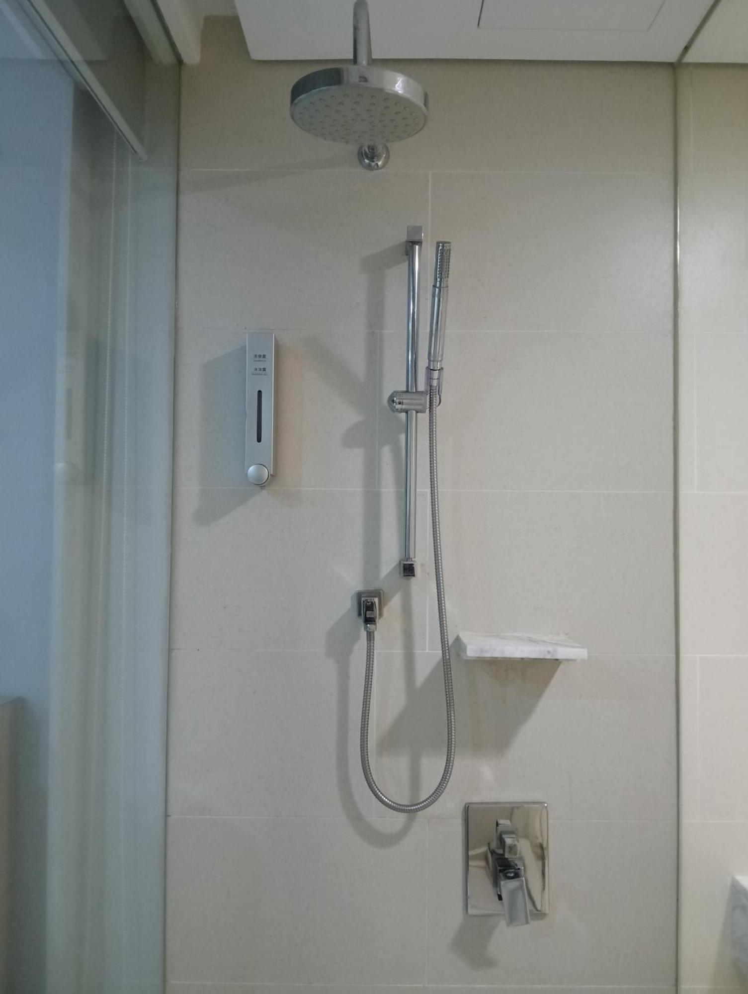 The Straits Suites By Ciconia Malacca エクステリア 写真