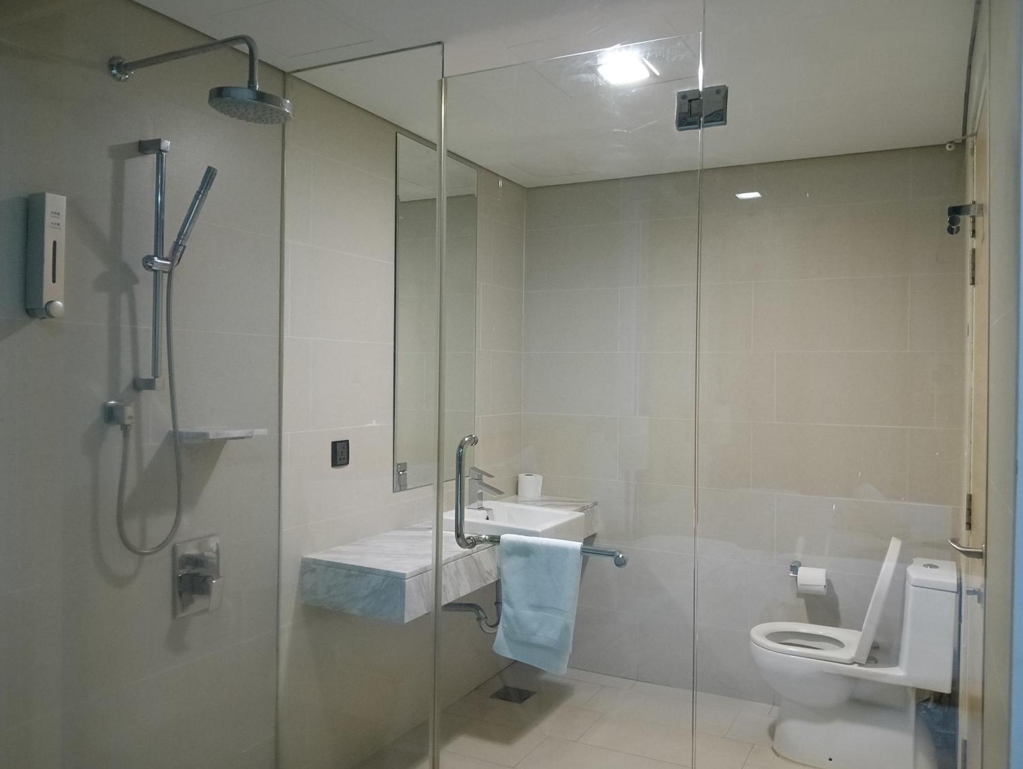 The Straits Suites By Ciconia Malacca エクステリア 写真