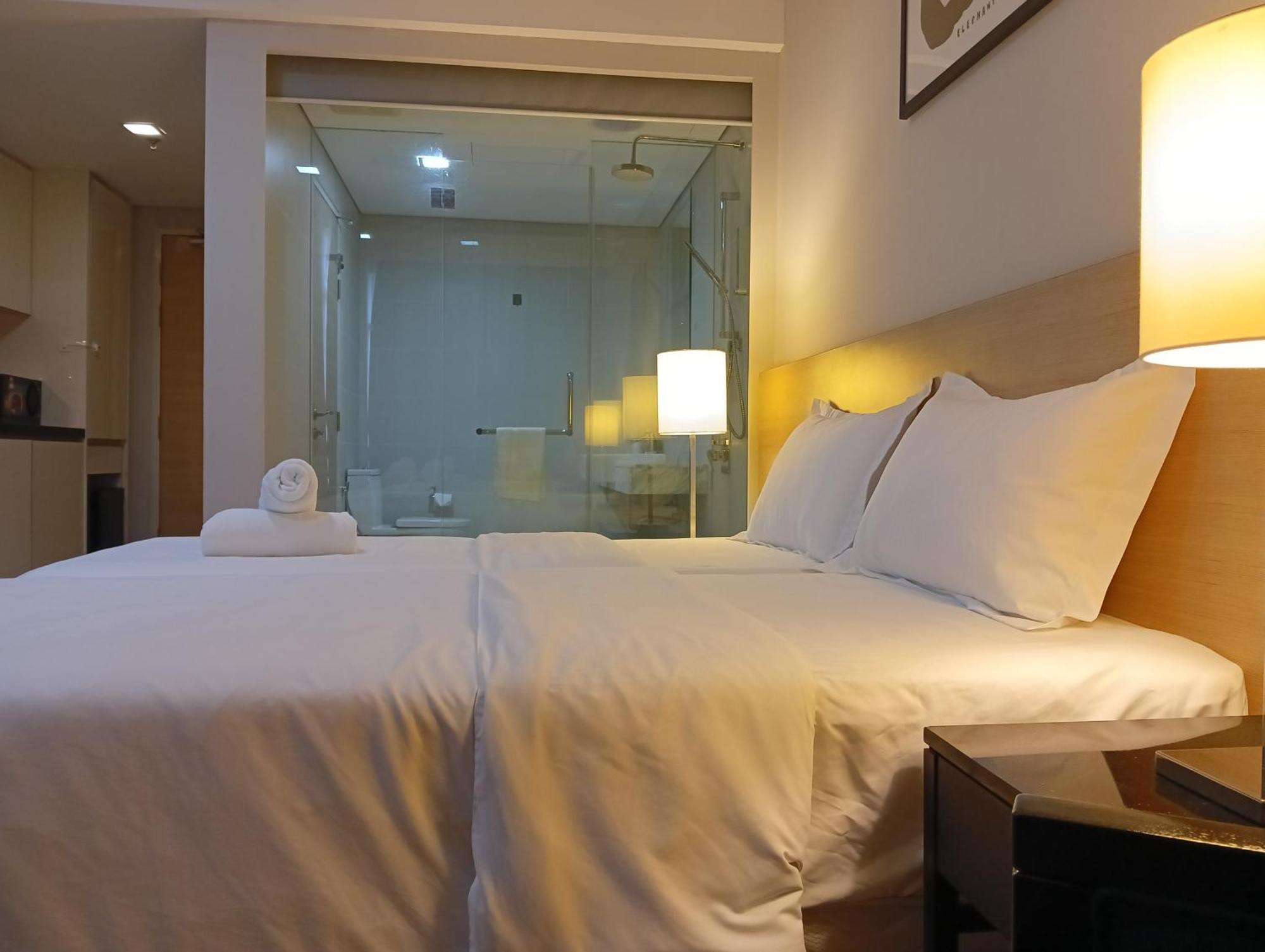 The Straits Suites By Ciconia Malacca エクステリア 写真